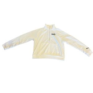 Women’s medium puma 1/2 zip up
